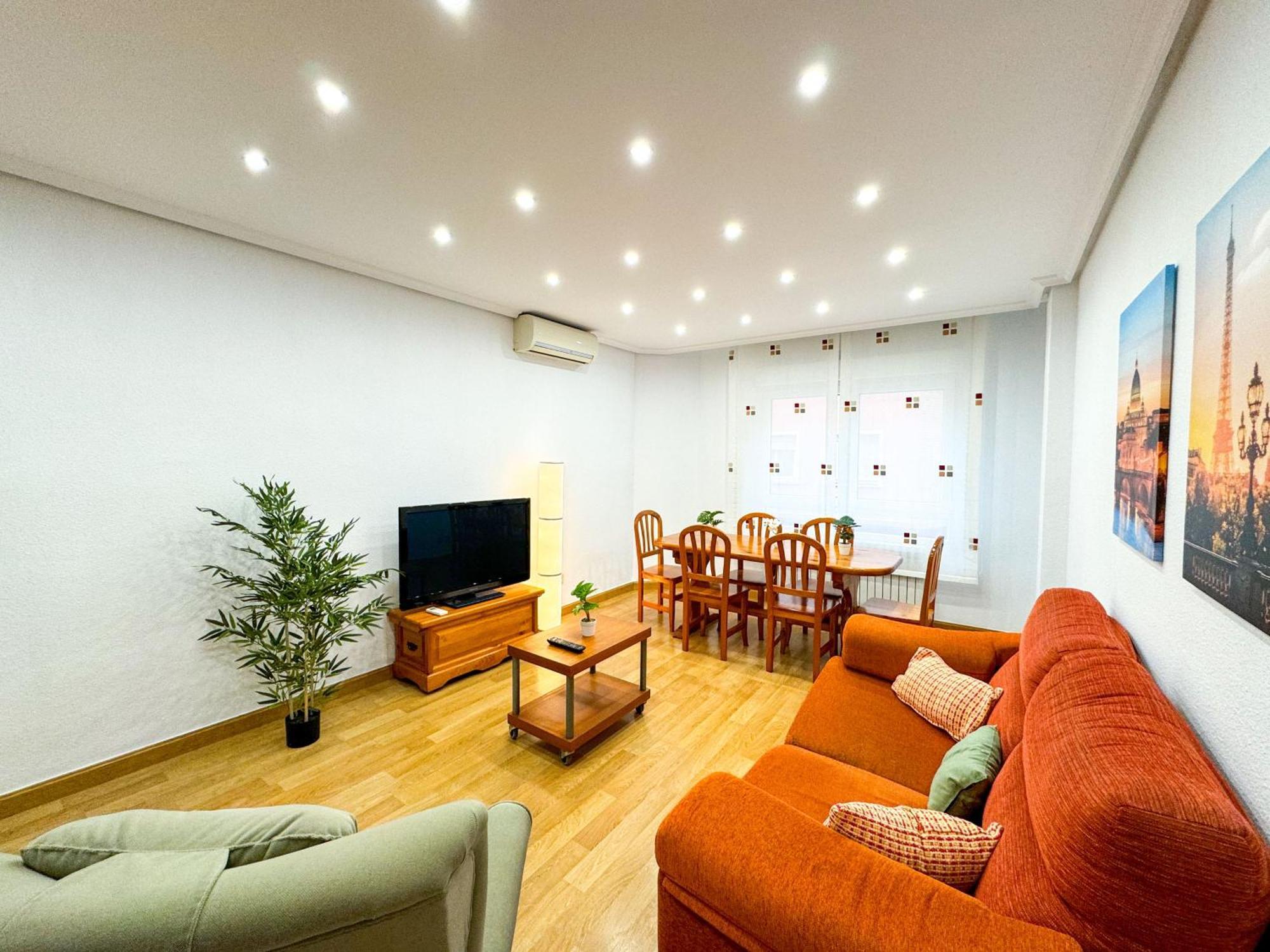 El Lago Del Pilar Comotucasa Zaragoza Ngoại thất bức ảnh
